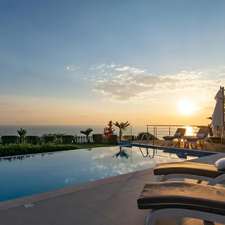 Orizontas By Vilă Kalamítsi