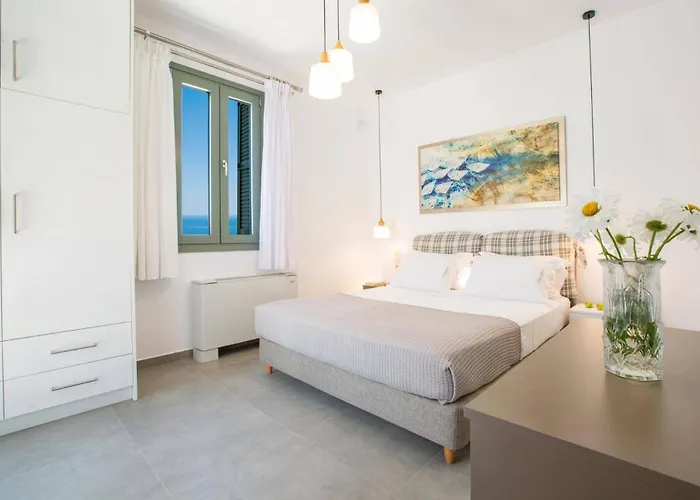 Orizontas By Willa Kalamítsi